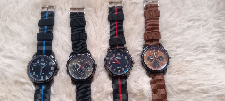 Buy%201%20Get%201%20Free,%20Silicone%20Fashion%20Sports%20Led%20Watch%20for%20Men%20and%20Women%20-%20Image%202