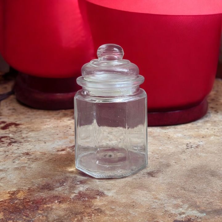 "Small Size 300ml Embossing Glass Jar, Ideal for Dried Fruits and Nuts, Made from Soda Lime Glass with Airtight Stopper, Transparent, Includes Glass Lid, Perfect for Storing Spice, Candy, and Sugar, 1 Piece, Same as Picture"