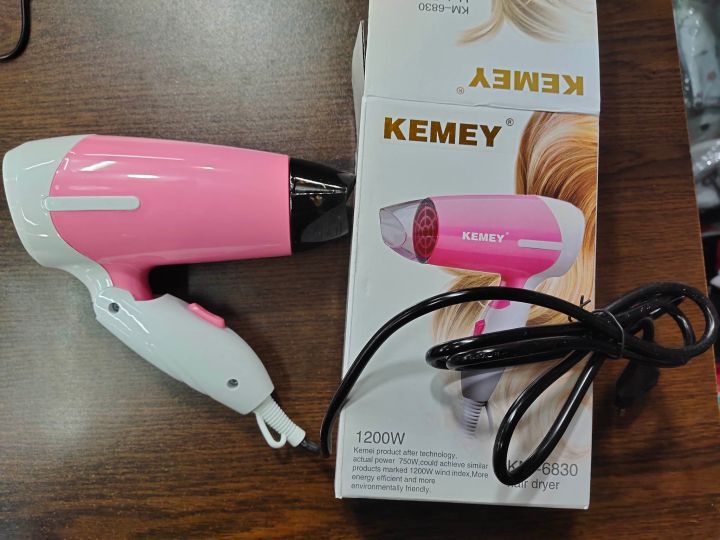Kemey%20Km-6830%20Professional%20Hair%20Dryer%20Heavy%20Duty%20For%20Girls%20Hair%20(Mutlicolor)%20-%20Hair%20Dryer%20-%20Image%204