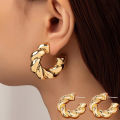 Trendy Circle Twists Hoop Earring for Women Temperament Gold Color C-shaped Earrings Daily Wear Jewelry Party Lightweight Hoops. 