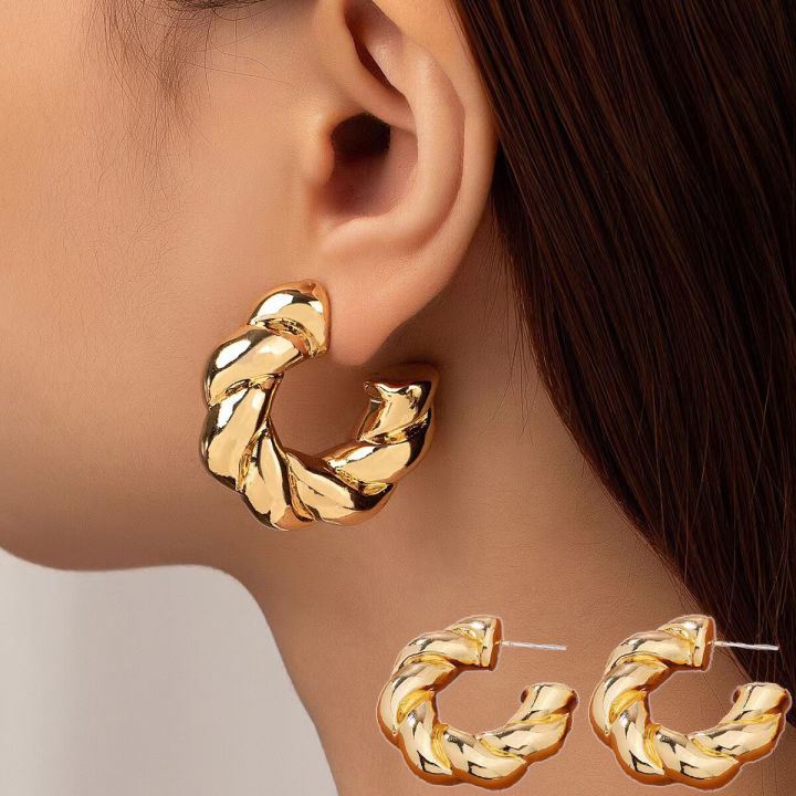 Trendy%20Circle%20Twists%20Hoop%20Earring%20for%20Women%20Temperament%20Gold%20Color%20C-shaped%20Earrings%20Daily%20Wear%20Jewelry%20Party%20Lightweight%20Hoops%20-%20Image%203