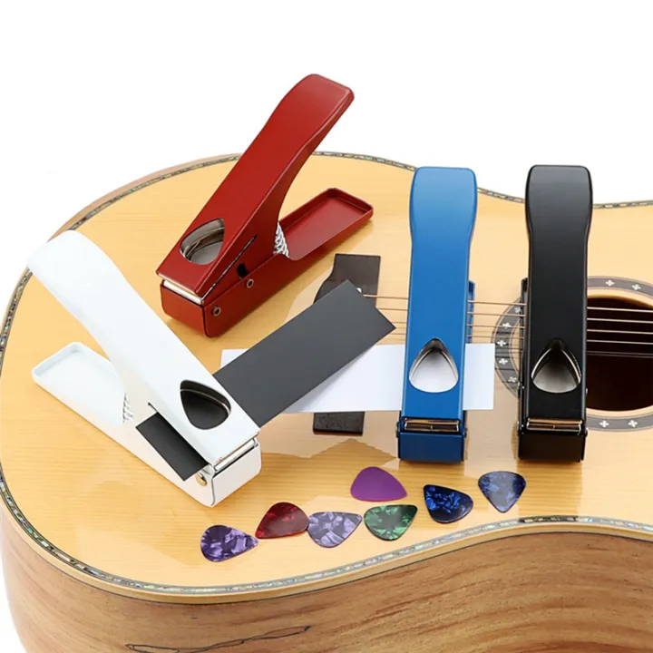 Guitar%20Pick%20Punch%20Pick%20Maker%20Guitar%20Pick%20Cutter%20with%202%20Pick%20Strips%20Sheet%20for%20Guitar%20Pick%20Making%20Tool%20Durable%20Easy%20to%20Use%20-%20Image%205
