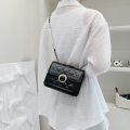 Diamond Lattice Chain Pearl Ladies Shoulder Bag. 