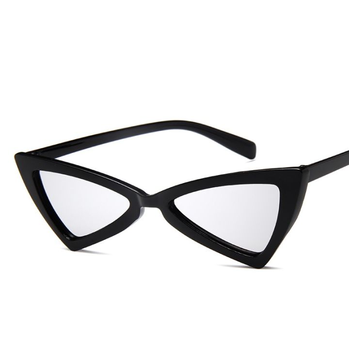 Whimsical%20Understated%20-Craftsmanship%20and%20Trendy%20-Korean%20Style%20Ulzzang%20Retro%20Triangle%20Cat%20Eye%20Sunglas-%20Progressively%20Better%20-%20Image%207