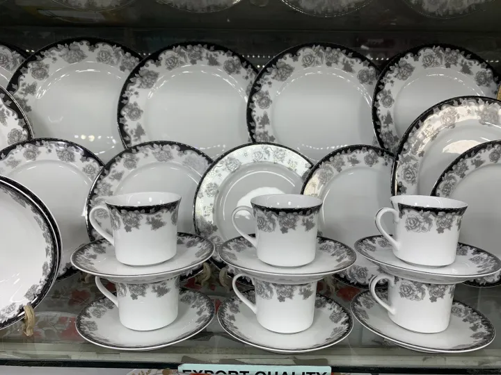 32%20Pcs%20Exclusive%20Dinner%20Set%20Gift%20And%20Home%20Decoration%20-%20Image%207