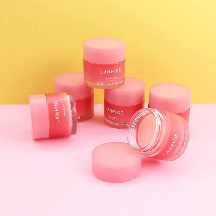 Laneige%20lip%20sleeping%20mask%20for%20moisturizing,%20soft,%20smooth%20and%20shiny%20lips%20with%20berry%20scent%203G%20-%20Image%205