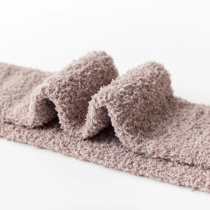 Long%20Fuzzy%20socks%20Warm%20Uniform%20White%20Over%20knee%20socks%20High%20Solid%20Thigh-high%20socks%20for%20Winter%20Home%20Casual%20Women%20Comfort%20-%20Image%202