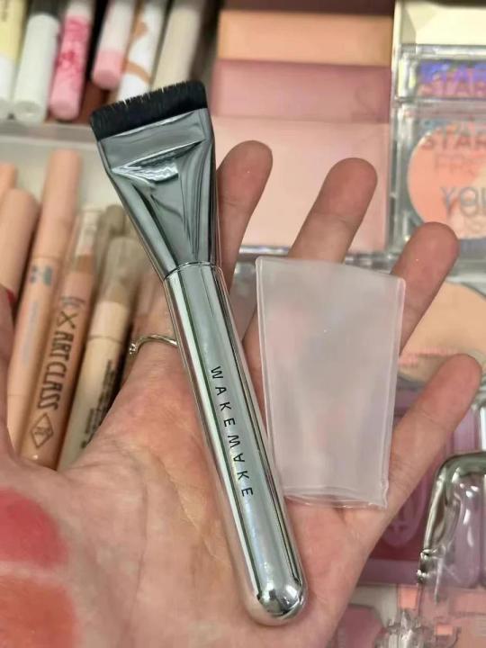 Korean%20wakemake%20flat%20head,%20one%20word%20foundation%20make-up,%20facial%20mask,%20ultra-thin%20flawless%20bare%20skin,%20concealer%20brush%20-%20Image%205