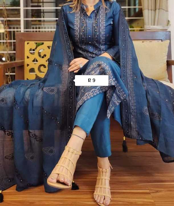 Afsan%20Artistry%20-%20Latest%20Collection%20Afsan%20Screen%20Print%20Cotton%20Three%20Piece%20Salwar%20Kameez%20-%20Perfect%20Casual%20Wear%20-%20Image%206