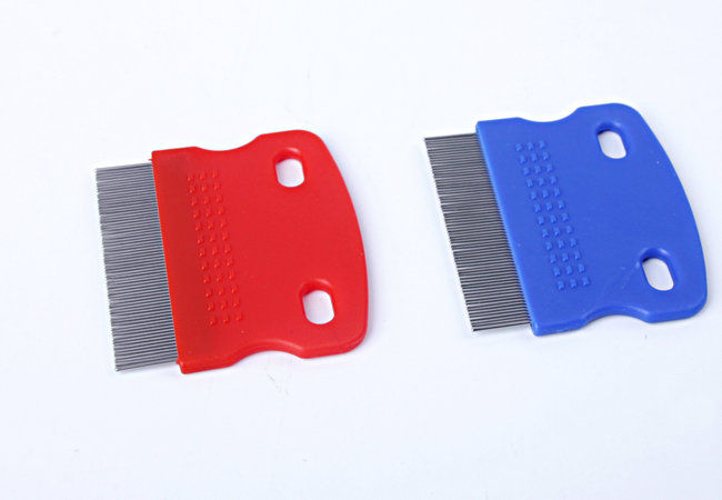 High-Quality%20Detangling%20Comb%20for%20Hair%20Care,%20Anti-lice%20Anti-Dryness%20-%20Image%207