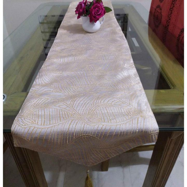 Single Runner Of Dining Table