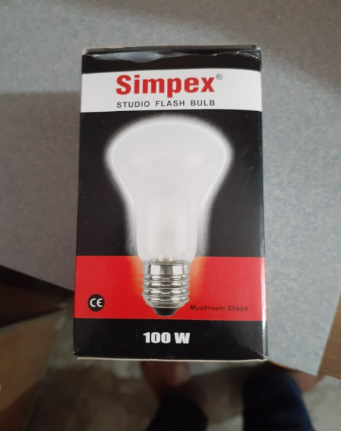 SIMPEX%20Studio%20Flash%20Bulb%20100W%20-%20Image%202