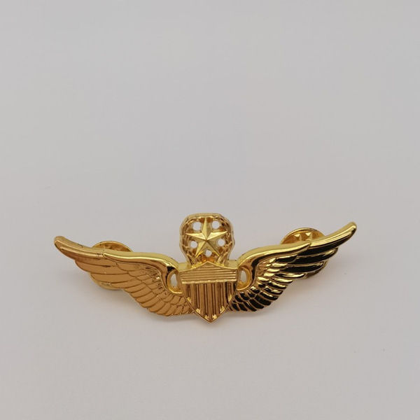 Wings%20Star%20Metal%20Badge%20Brooch%20For%20Men%20Fashion%20Accessories%20-%20Image%202