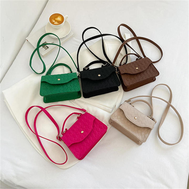 Trendy%20Felt%20handbag%20Durable%20High-quality%20material%20Felt%20material%20Bag%20Square-shaped%20Variety%20of%20colors%20Shoulder%20bag%20for%20Casual%20outings%20%20Daily%20use%20%20Fashion%20events%20%20Workwear%20%20Gift%20option%20Casual%20outings%20-%20Image%207