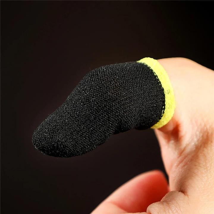 Games%20Finger%20Sleeve%20-%20Image%203