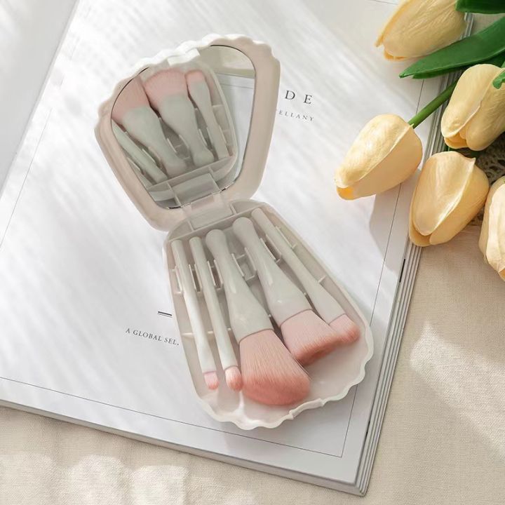 Makeup%20Brush%20Set%20With%20Mirror,%20Portable%20Home/Travel%20Use,%20Eye%20Shadow,%20Highlighter,%20Foundation%20-%20Image%204