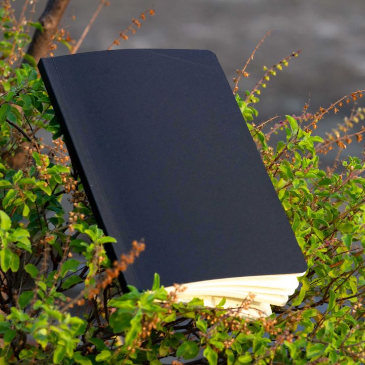 Designer%20Series%20Black%20Graph%20Grid%20Notebook%20-%20Image%202