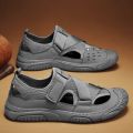 Closed Toe Sandals Men's Summer New Hollow Breathable Deodorant Beach Hole Shoes Men's Outdoor Driving Antiskid Shoe.
