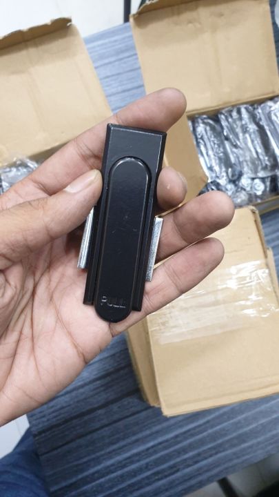 Panel%20lock%20pull%20lock%20meter%20box%20lock%20-%20Image%203