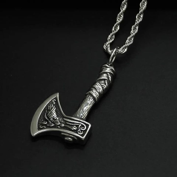 Ensemble%20Yourself%20-%20Easily%20Usable%20-%20Creative%20Fashion%20Pendant%20Necklace%20for%20Men%20-%20Easy%20To%20maintain%20-%20Understated%20Sophistication%20-%20Image%205