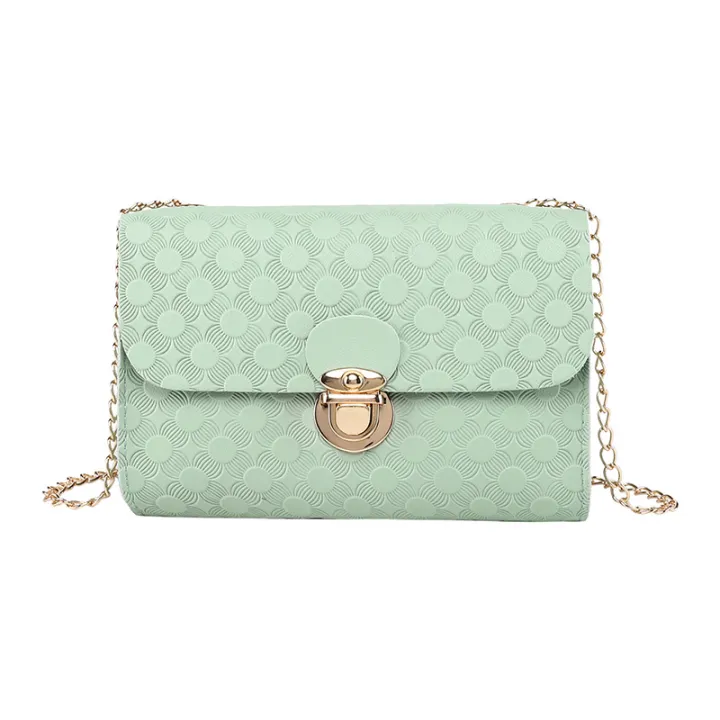 Ladies%20embossed%20one-shoulder%20chain%20small%20square%20bag%20Korean%20version%20of%20autumn%20and%20winter%20bag%20lid%20lock%20small%20bag%20-%20Image%203