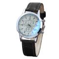 Casual simple business watch for men and women. 