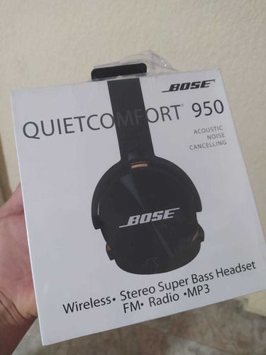 Bose%20Quiet%20Comfort%20950%20Bluetooth%20Wireless%20Stereo%20Super%20Bass%20Headset%20-%20Power%20Bank%20-%20Power%20Bank%20-%20Power%20Bank%20-%20Image%202