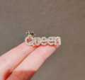 Mini queen brooch for women.