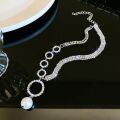 Korean Fashion Temperament Crystal Shiny Clavicle Chain Female European and American Chain around the Neck Round Small Pendant Prom Accessories Locket Chain for Ladies at Wedding, Birthday Party, Anniversary Gift.