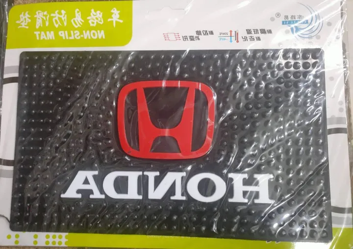 Non-slip%20Mat%20Car%20Dashboard%20Sticky%20Mat%20Brazil%20Logo%2001%20piece%20-%20Image%203