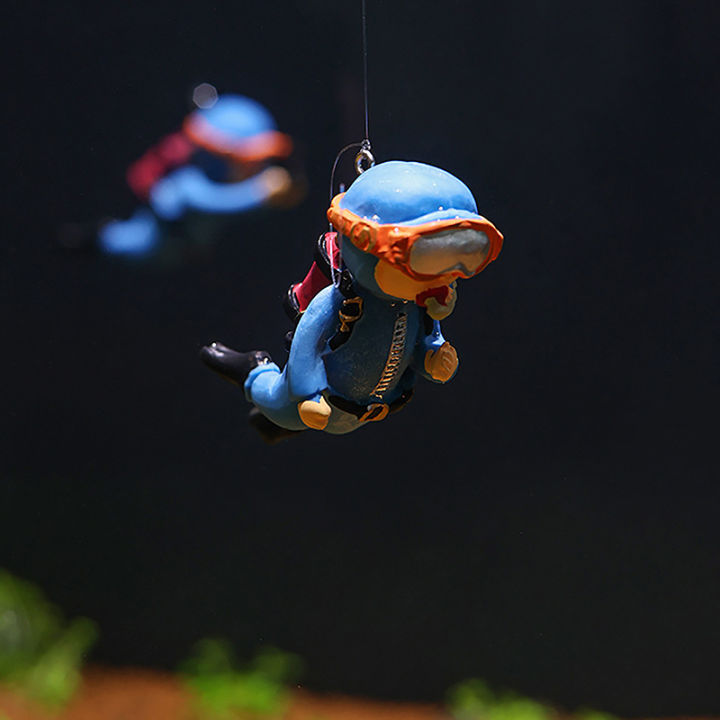 Diver%20Submerged%20Floating%20Fish%20Tank%20Aquarium%20Personality%20Landscaping%20Decoration%20Cute%20Simulation%20Diver%20Floating%20Fish%20Supplies%20Demoo%20-%20Image%205
