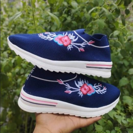 Womens Regular Use Fashionable Ladies and Girls Sneakers | Girls Sneakers , Girls Regular Cotton Sneakers for Regular Use - Womens and Ladies Sneakers