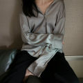 White Shirt Women's Design Sense Xiaozhong Fu Gugang Style Top Draping Shirt Mercerizing Satin Surface Loose Korean Style Professional.