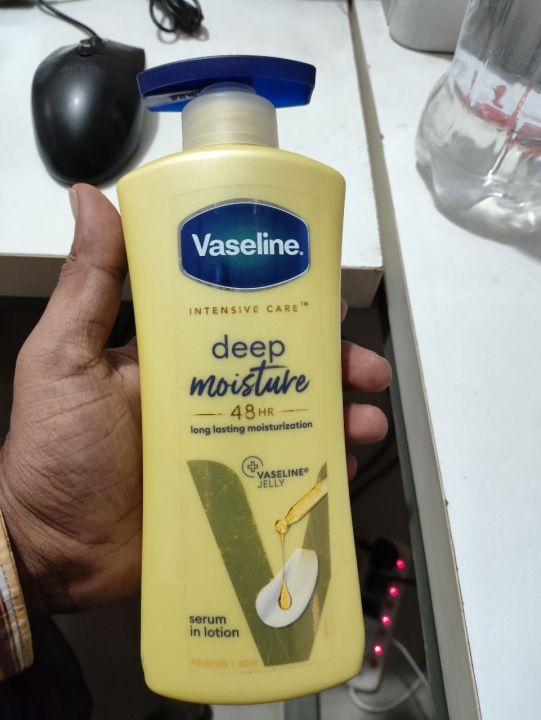 Vaseline Intensive Care Deep Moisture Nourishing Body Lotion For Men & Women - 400ml (Indian)