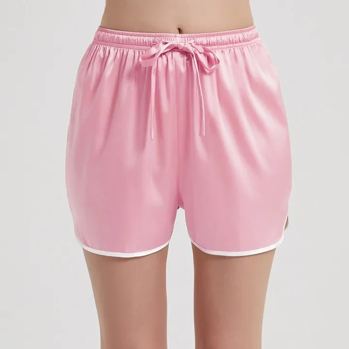 Effortless%20Elegance:%20Mulberry%20Silk%20Charmeuse%20Shorts%20for%20Chic%20Loungewear%20-%20Image%206