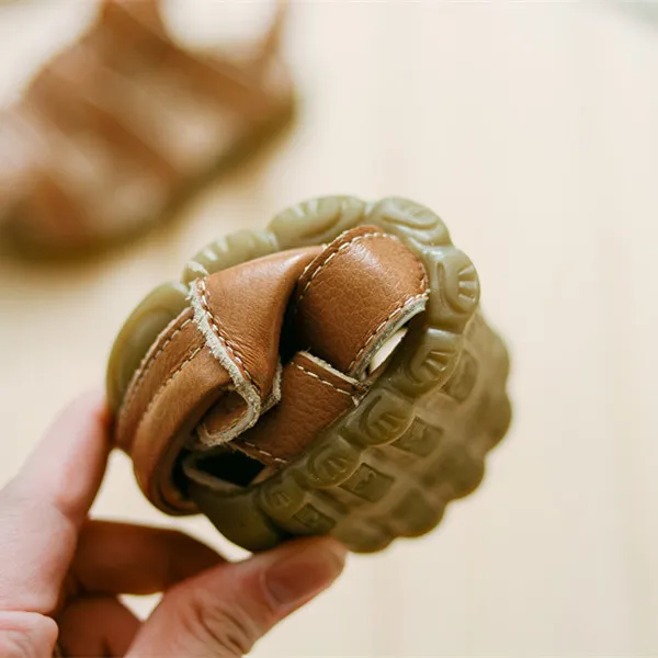 Boys%20sandals%202024%20Summer%20New%20Baby%20Genuine%20Leather%20Children's%20Closed%20Toe%20Girl%20Child%20Soft%20Bottom%20Beach%20Shoes%20Children's%20Shoes%20-%20Image%204