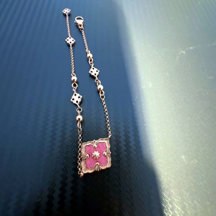 Buccellati%20V%20Gold%20Clover%20Bracelet%20Women's%20European%20and%20American%20Court%20Style%20Plated%2018K%20Rose%20Gold%20High%20Version%20Factory%20Wholesale%20-%20Image%208