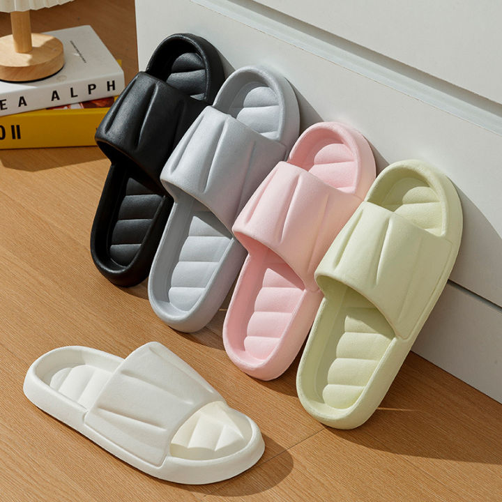 Summer New Super Soft Sole Slippers Thick Platform Sandals Indoor Outdoor  lady sandals Beach Shoes for Men EVA Non Slip Comfort
