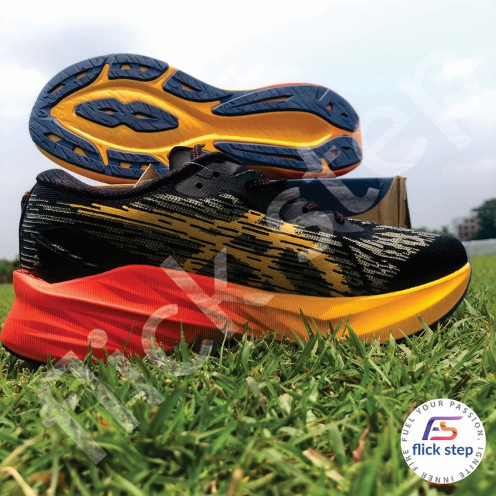 NOVABLAST%203%20Mens%20Running%20Shoe%20-%20Image%204
