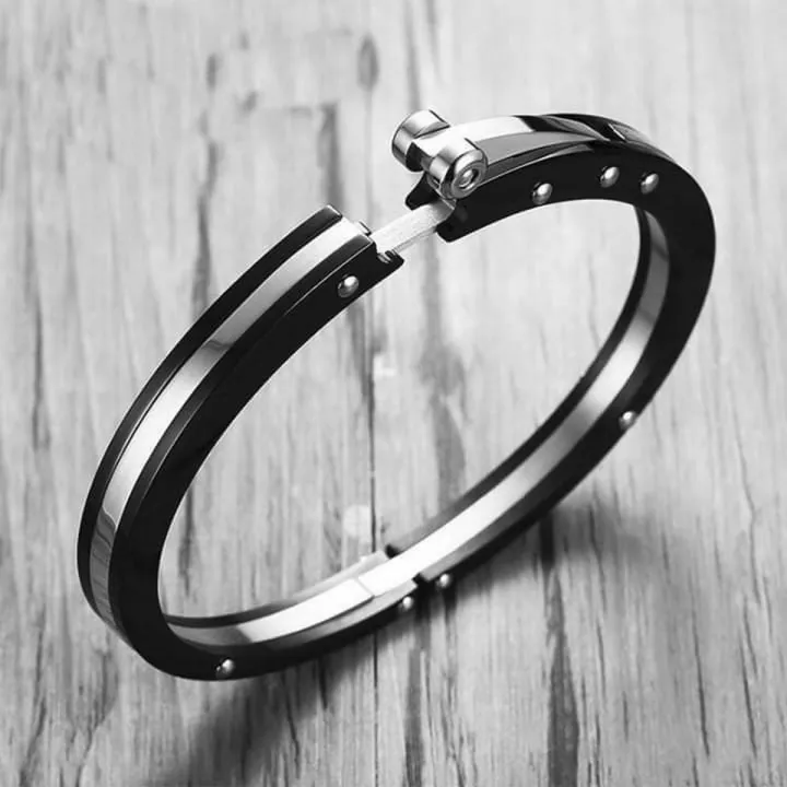 Cuff%20Bracelet%20for%20Men%20-%20Bracelet%20For%20Men%20-%20Image%205
