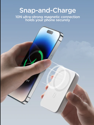 JOYROOM%20JR-W020%2010000mah%2020W%20Magnetic%20Wireless%20Mini%20Power%20Bank%20-%20Image%204