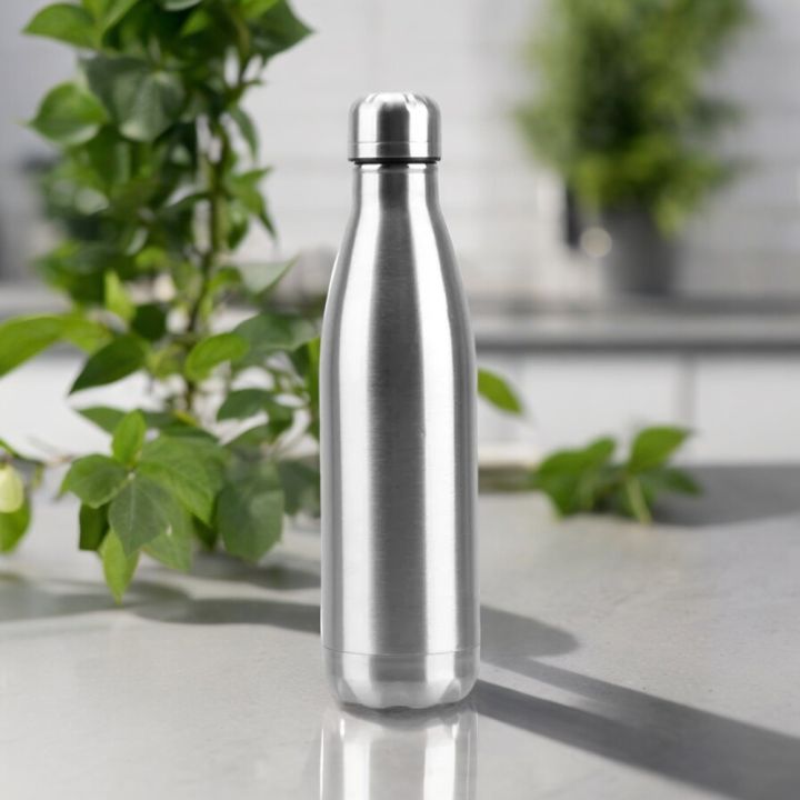Travel-Friendly%20Stainless%20Steel%20Water%20Bottle:%20500ml%20for%20Hydration%20on%20the%20Go%20-%20Image%203