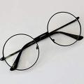 Round Fashion Sunglass For Men or Woman. 