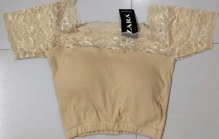 Women%20Tube%20Top%20Padded%20Strapless%20Wrapped%20Crop%20Top%20Belaus%20For%20Women%20&%20Girls%20-%20Image%204