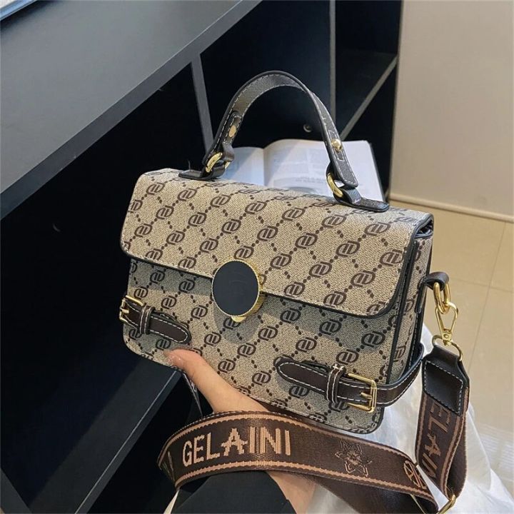 IVK%20Luxury%20Women%20Shoulder%20Bags%20Designer%20Crossbody%20Shoulder%20Purses%20Handbag%20Women%20Clutch%20Travel%20tote%20Bag%20-%20Image%202