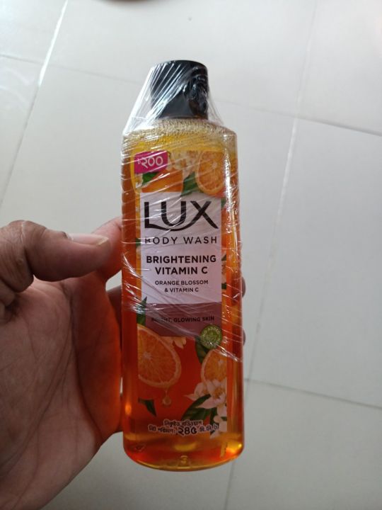 Lux%20Body%20Wash%20Orange%20Blossom%20&%20Vitamin%20C%20%E2%80%93%20245ml%20-%20Image%202