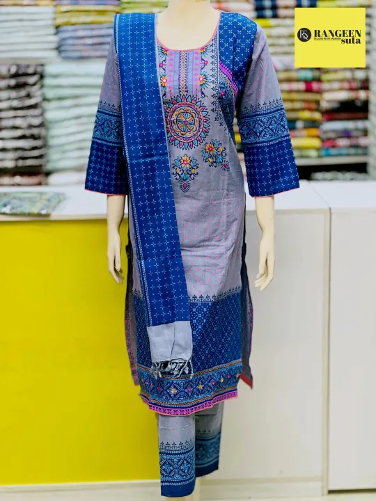 Premium%20Quality%20Readymade%20Arong%20Cotton%20screen%20Print,%20Embroidery%20And%20Dollar%20Work%20Three%20Piece%20Shalwar%20Kameez%20-%20Image%202