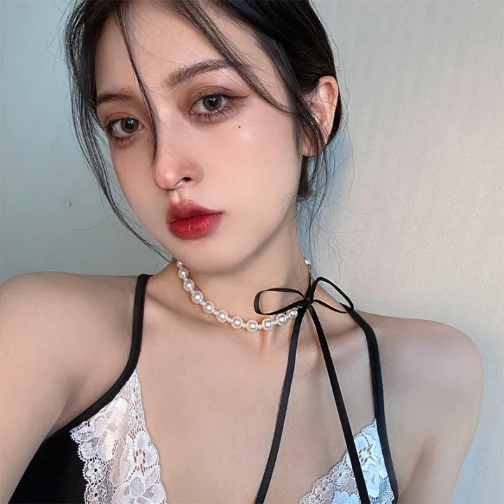 Elegant%20Black%20Ribbon%20Bow%20Choker%20Imitation%20Pearls%20Beads%20Charm%20Necklace%20Personality%20Gothic%20Wedding%20Jewelry%20Gifts%20-%20Image%205