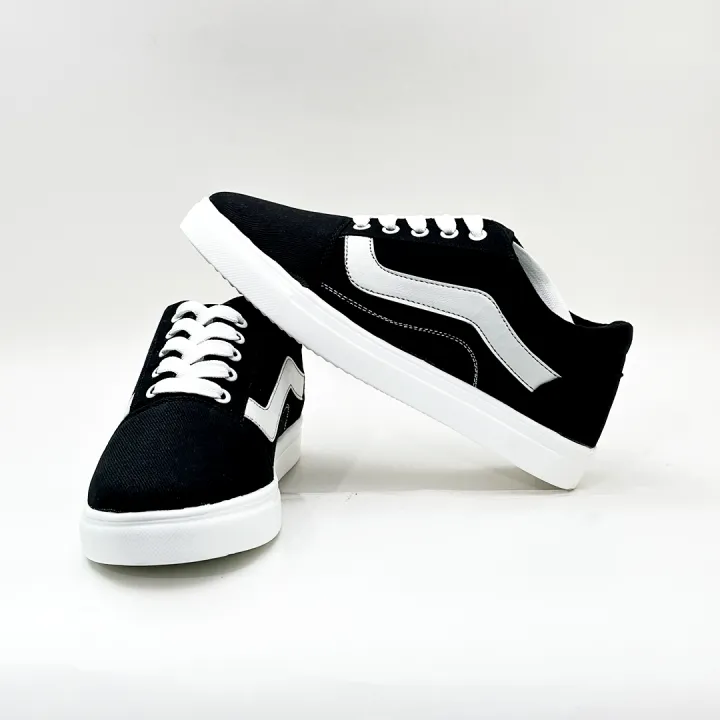 Stander%20Looking%20Stylish%20and%20Fashionable%20Summer%20and%20Winter%20Exclusive%20Sneakers%20Converse%20Shoes%20for%20Men%20-%20Image%206