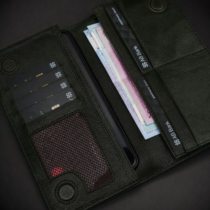 Zays%20Premium%20Eco-Friendly%20Leather%20Long%20Wallet%20for%20Men,%20Handmade%20Slim%20Compact%20Wallet%207.4%20x%203.7%20x%201%20Inch,%207%20Card%20Slots,%20ID%20Slot,%20Cash%20Compartment,%202%20Mobile%20Compartments,%20Fits%20Large%20Smartphones,%20Luxury%20Gift%20Box%20-%20Image%208